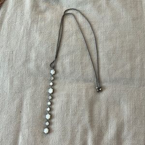 Kendra Scott necklace